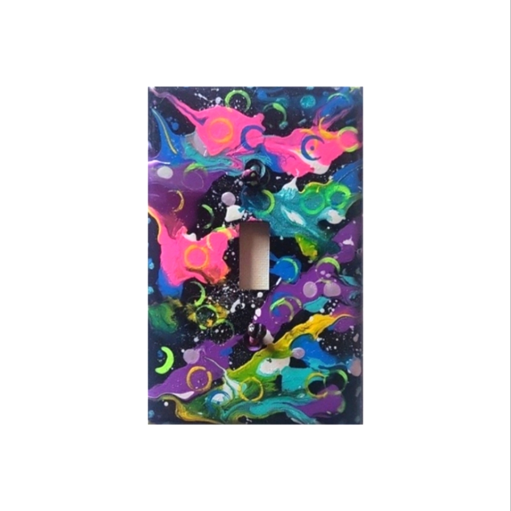 Hand Crafted Abstract Design Single Toggle Light Switch Plate